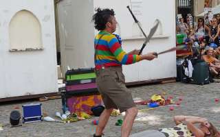 How does a Juggler Juggle?