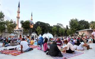 Iftar: The Meal that Breaks the Fast at Ramadan
